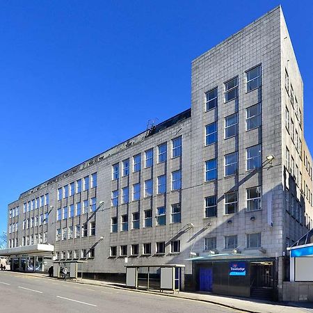 Travelodge Aberdeen Central Экстерьер фото
